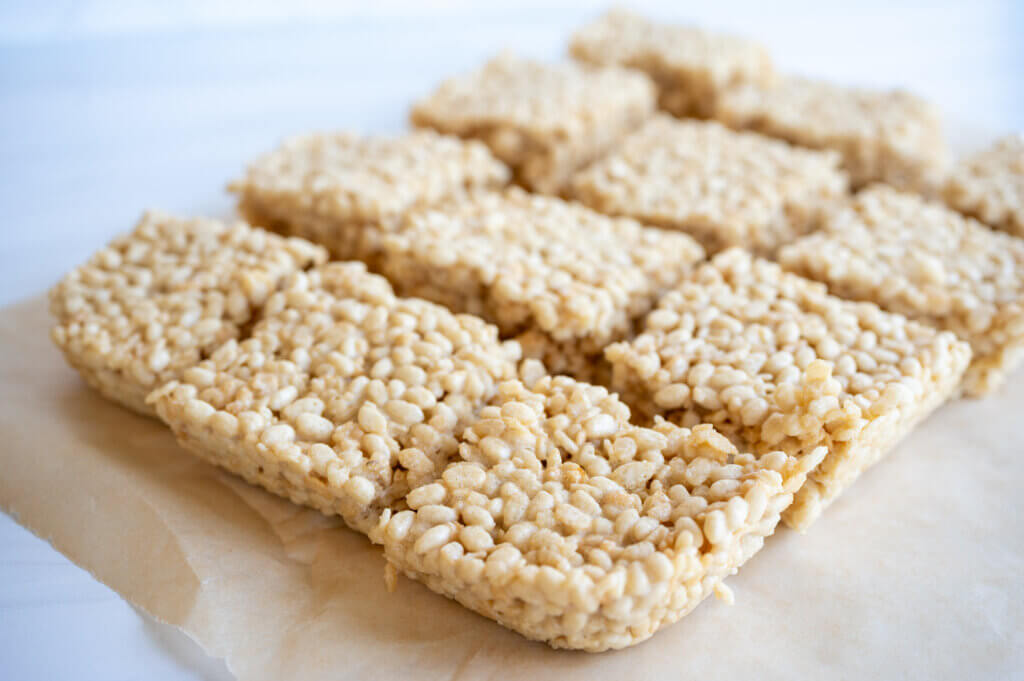 Rice Krispie Treats Recipe (With Homemade Marshmallow)